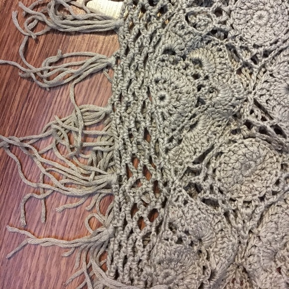 Crochet Poncho - Picture 7 of 8